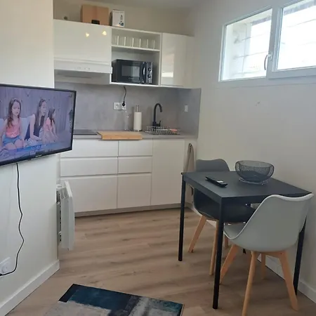 Le Studio Du Canal, 2 Pers, Wifi شقة أجان
